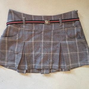 Guess pleated plaid skirt